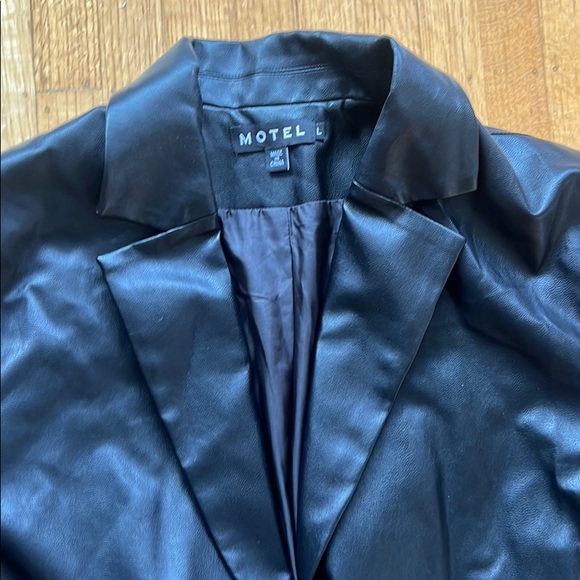 Motel Rocks Oversized Black Blazer - Picture 2 of 2